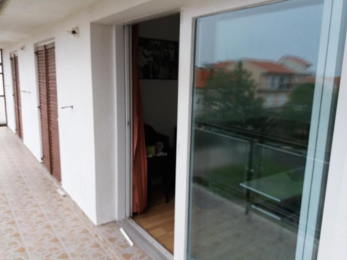 Apartment Viktoria Primošten Exterior foto